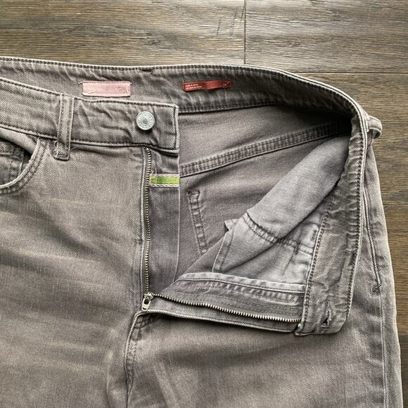 PILCRO AND THE LETTERPRESS Boyfriend Jeans Womens Sz 28 Grey Distressed Y2K - Picture 2 of 5